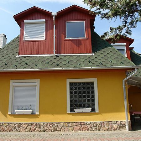 Апартаменты Valentina Apartmanhaz Богач Экстерьер фото