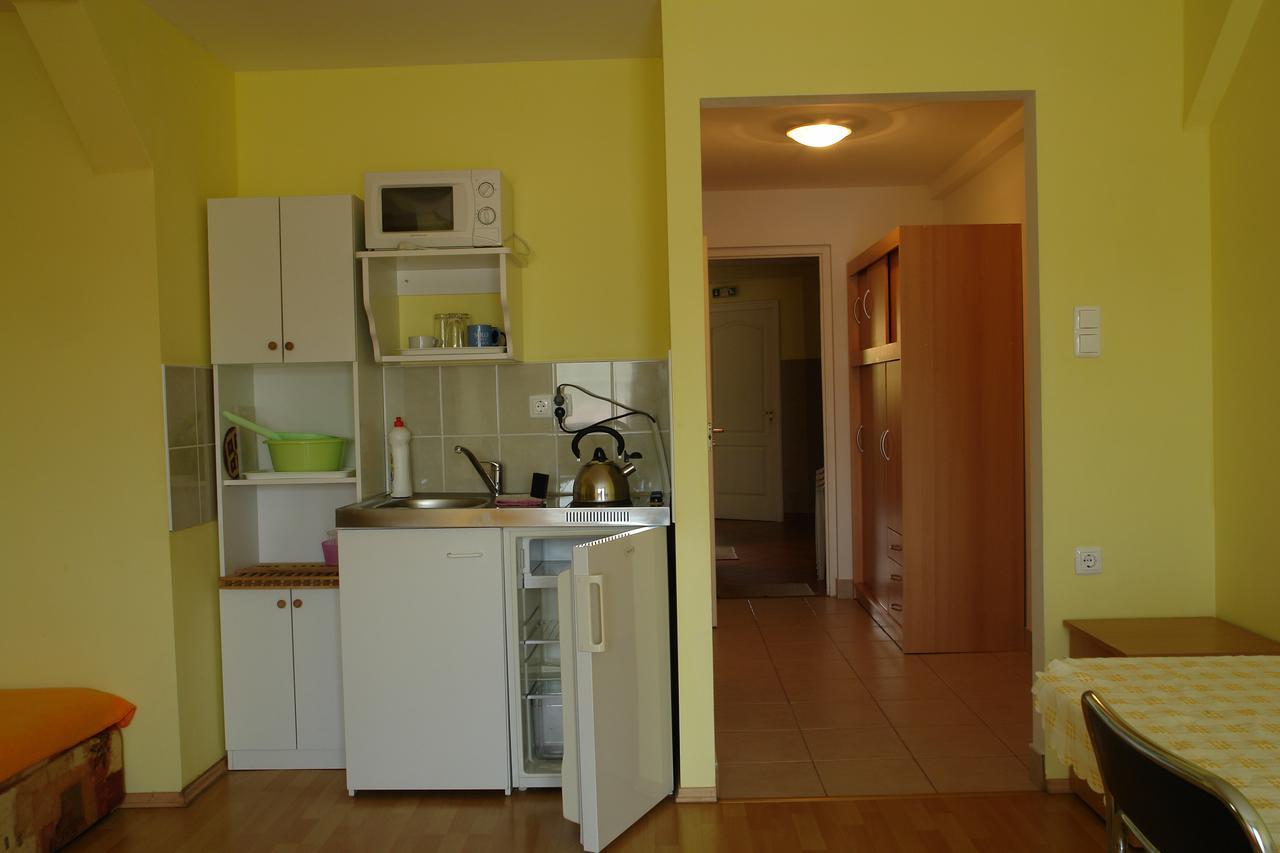 Апартаменты Valentina Apartmanhaz Богач Экстерьер фото