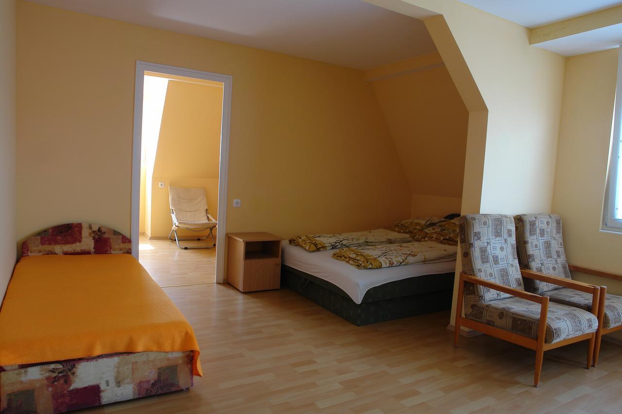 Апартаменты Valentina Apartmanhaz Богач Экстерьер фото