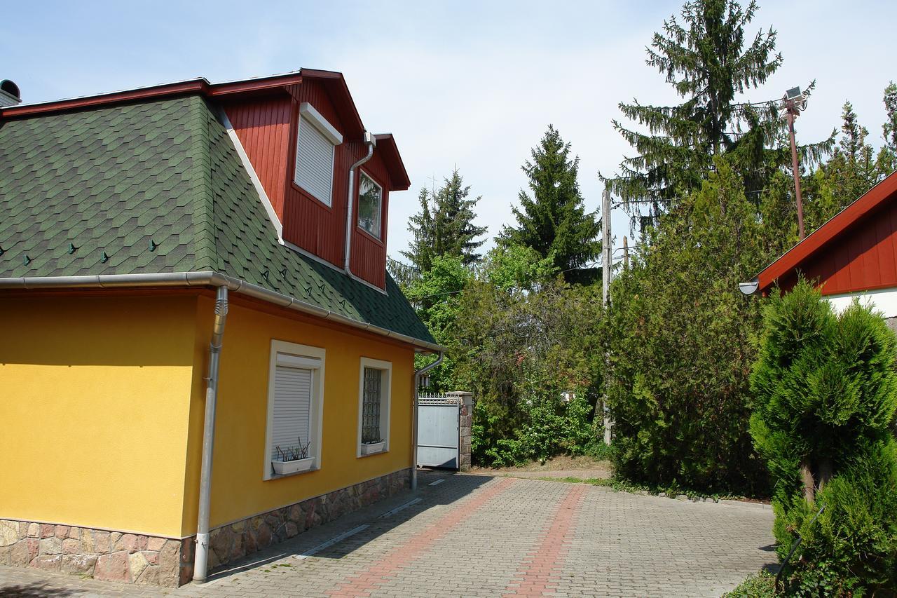 Апартаменты Valentina Apartmanhaz Богач Экстерьер фото