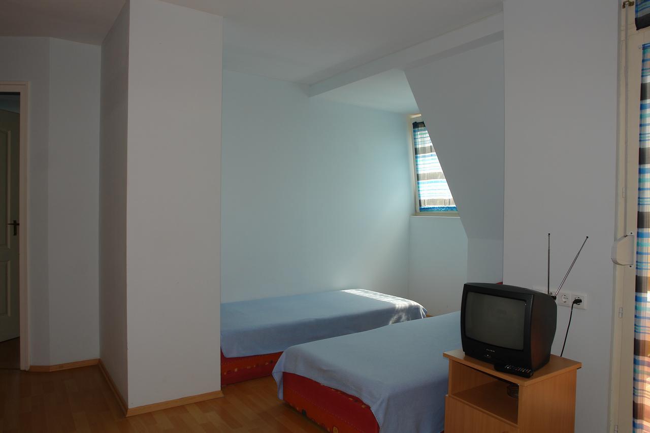Апартаменты Valentina Apartmanhaz Богач Экстерьер фото