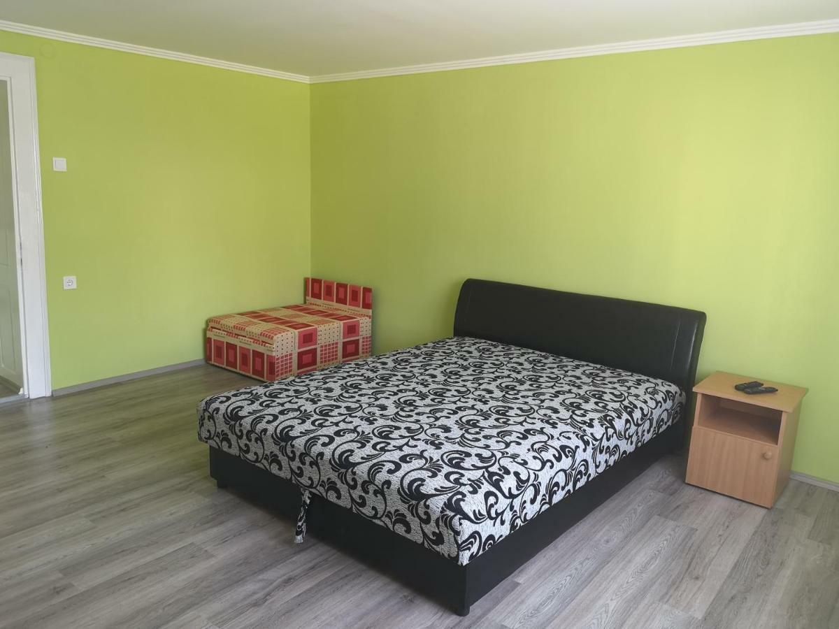 Апартаменты Valentina Apartmanhaz Богач Экстерьер фото